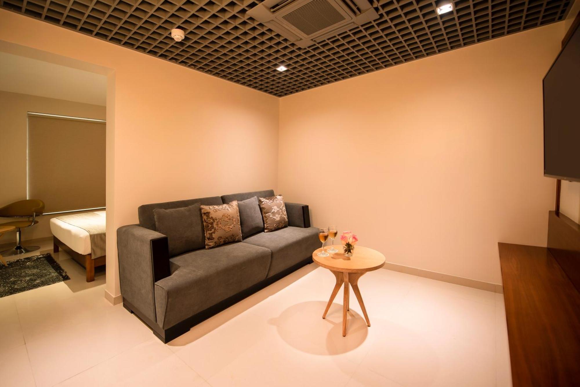 Morvee Hotels Durgapur מראה חיצוני תמונה